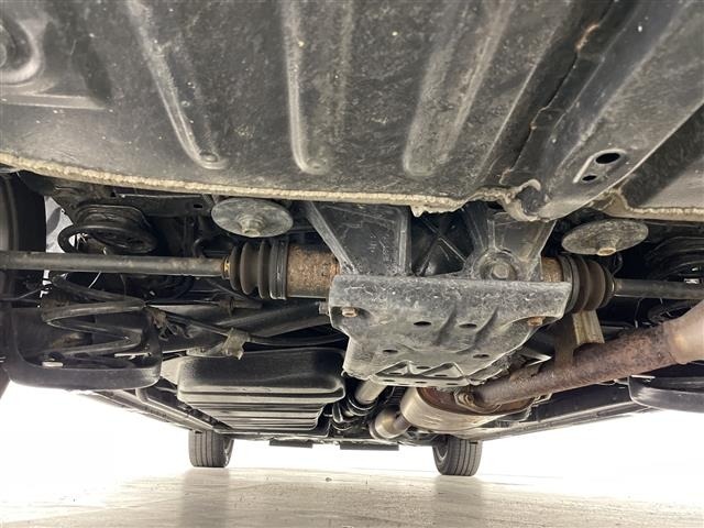 Toyota NOAH 2021 8421430-21