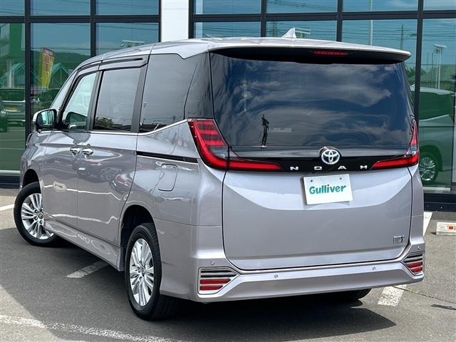 Toyota NOAH 2024 8421431-13