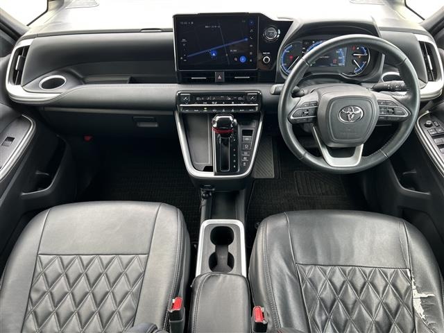 Toyota NOAH 2024 8421431-14