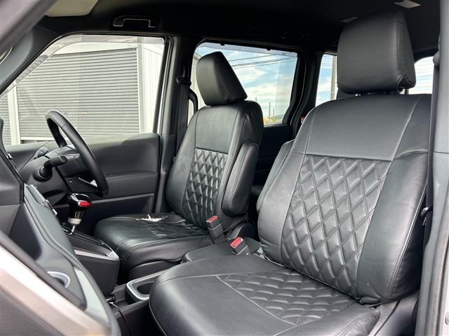 Toyota NOAH 2024 8421431-2