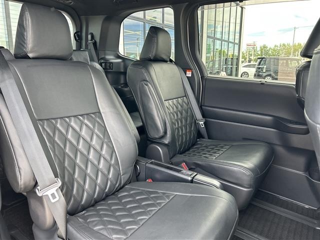 Toyota NOAH 2024 8421431-4