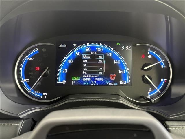 Toyota NOAH 2023 8421435-17