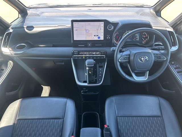 Toyota NOAH 2023 8421436-14