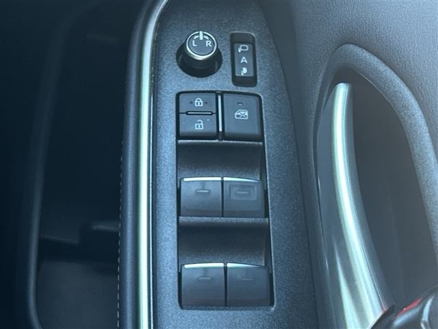 Toyota NOAH 2023 8421436-20
