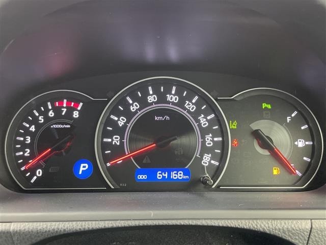 Toyota NOAH 2021 8421437-8