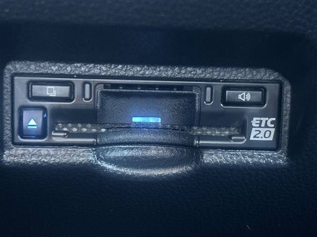 Toyota NOAH 2023 8421438-2