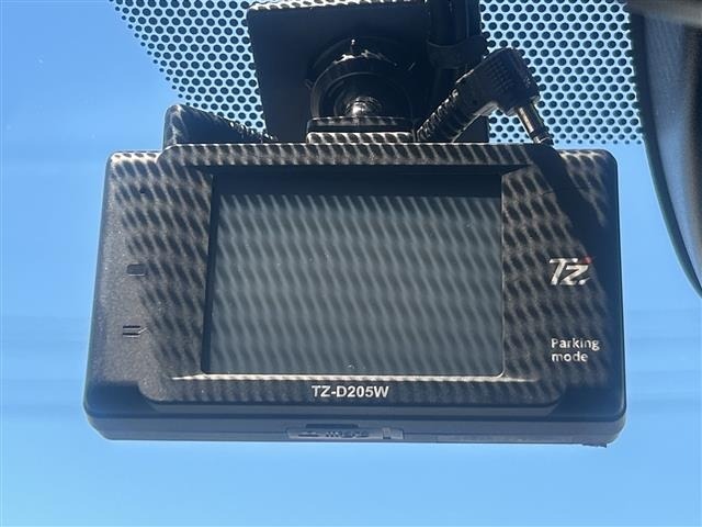 Toyota NOAH 2023 8421438-22