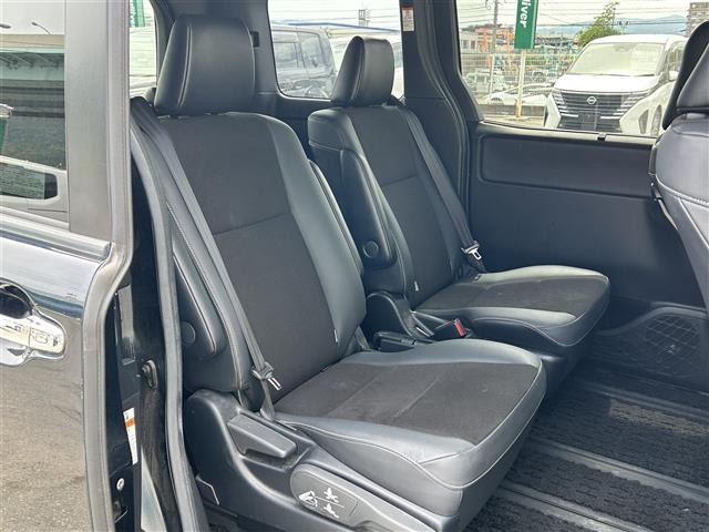 Toyota NOAH 2020 8421440-10