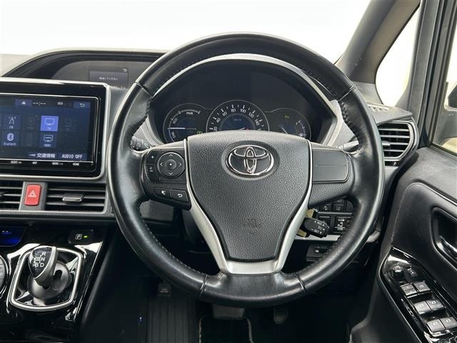 Toyota NOAH 2020 8421440-3