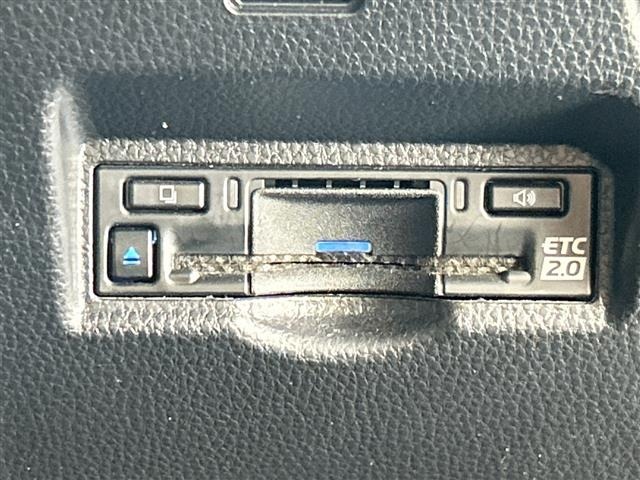 Toyota NOAH 2023 8421442-7