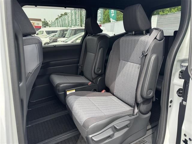 Toyota NOAH 2025 8421451-8