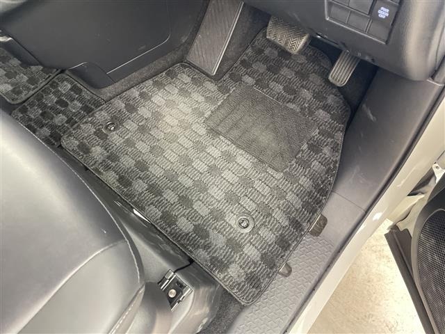Toyota NOAH 2023 8421461-14
