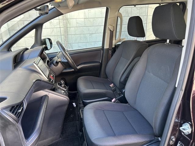 Toyota NOAH 2014 8421480-20