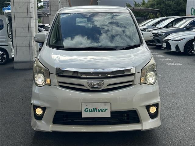Toyota NOAH 2012 8421485-15