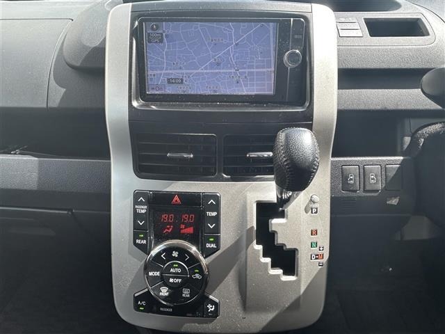 Toyota NOAH 2012 8421485-21