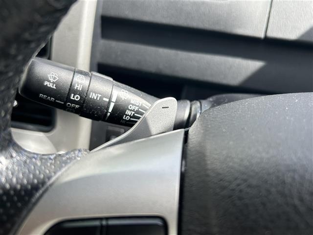 Toyota NOAH 2012 8421485-7