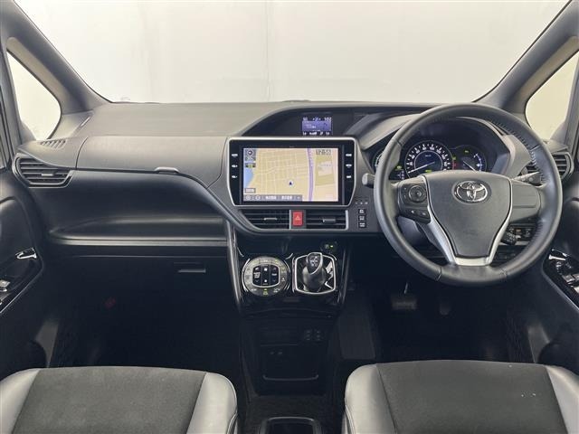 Toyota NOAH 2019 8421489-14