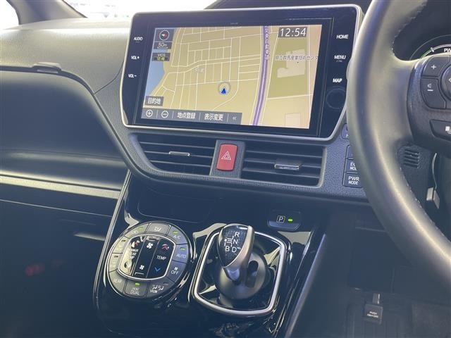 Toyota NOAH 2019 8421489-6