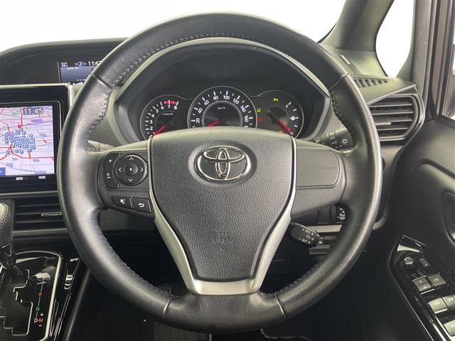 Toyota NOAH 2019 8421492-18