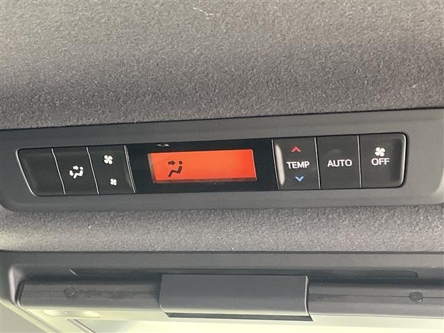 Toyota NOAH 2019 8421492-2