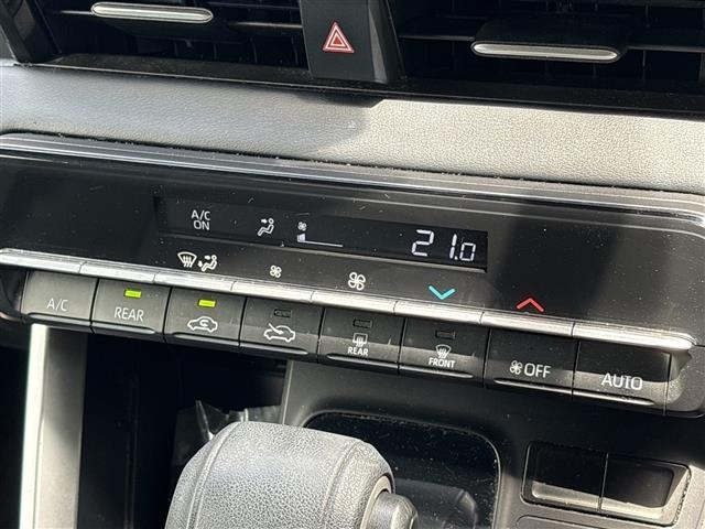 Toyota NOAH 2023 8421494-10
