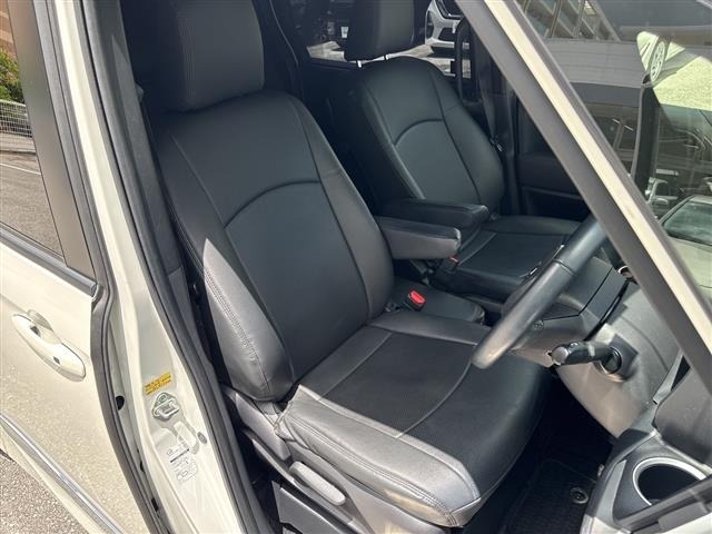 Toyota NOAH 2023 8421494-4