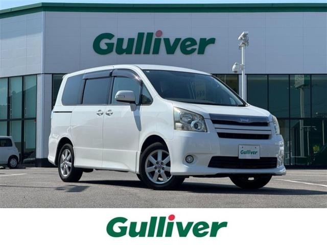 Toyota NOAH 2008 8421508-0