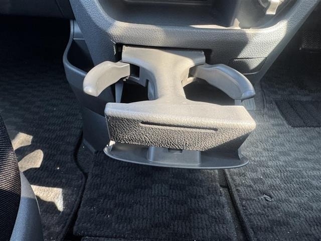 Toyota NOAH 2008 8421508-11