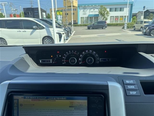 Toyota NOAH 2008 8421508-16