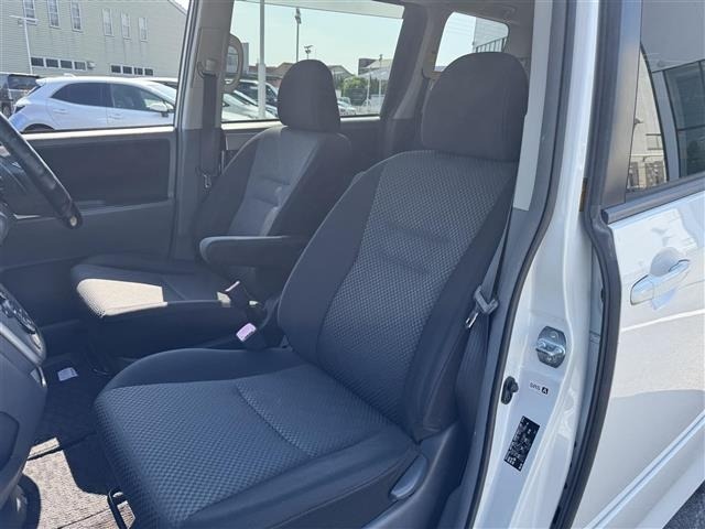 Toyota NOAH 2008 8421508-4