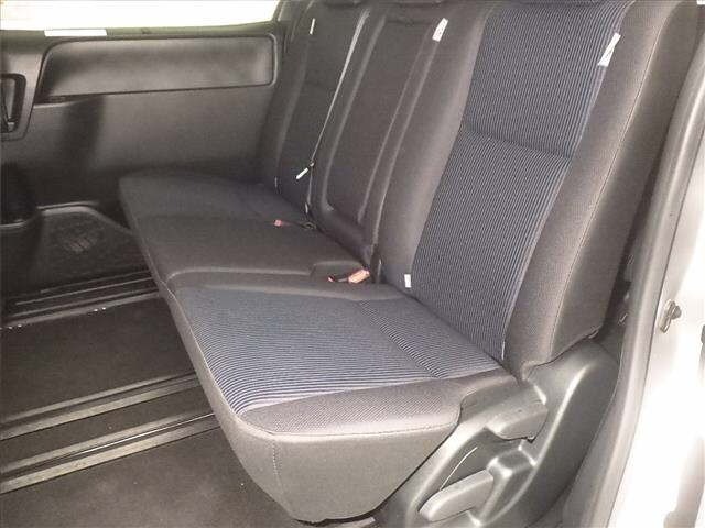 Toyota NOAH 2021 8421545-7