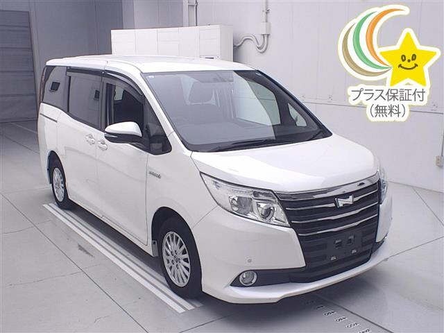 Toyota NOAH 2015 8421547-0