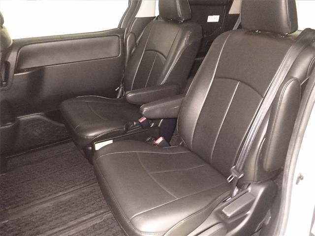 Toyota NOAH 2015 8421547-7