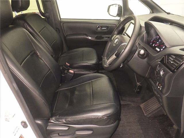 Toyota NOAH 2021 8421551-5