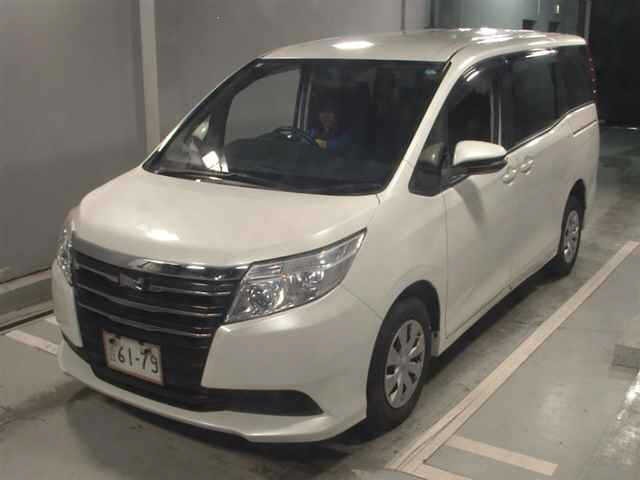 Toyota NOAH 2017 8421564-4