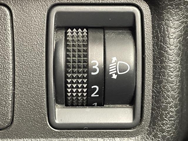 Nissan NOTE 2013 8442108-12