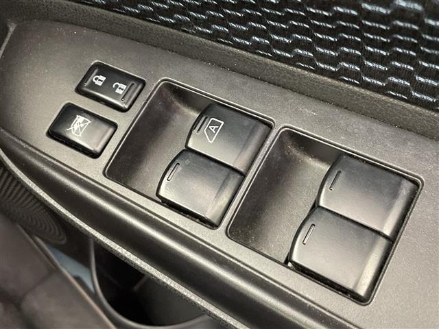 Nissan NOTE 2013 8442108-22