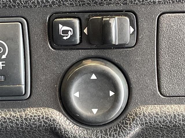 Nissan NOTE 2014 8442380-1