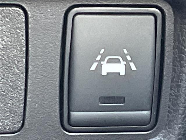 Nissan NOTE 2017 8442661-12