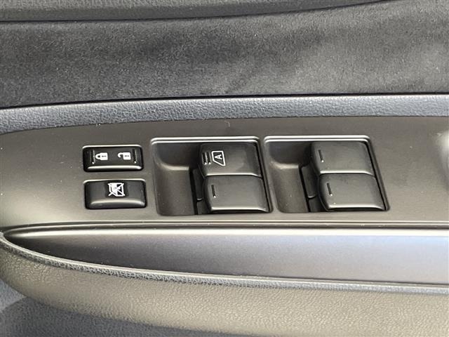 Nissan NOTE 2018 8442717-6