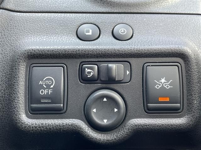 Nissan NOTE 2014 8442771-1