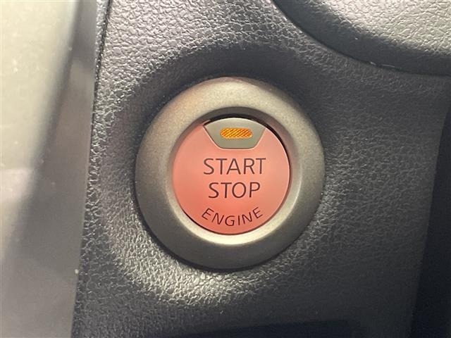 Nissan NOTE 2015 8442895-12
