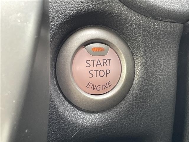 Nissan NOTE 2015 8442898-1