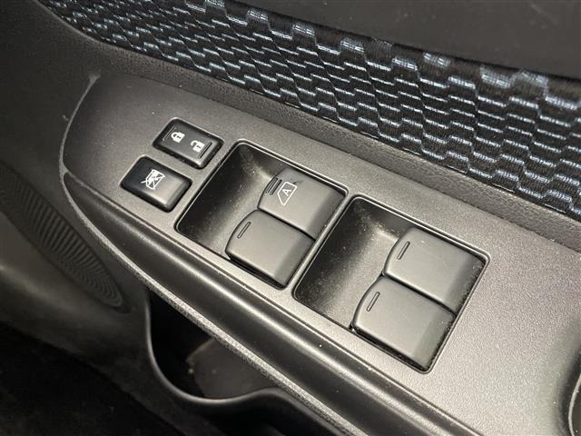 Nissan NOTE 2014 8442905-2