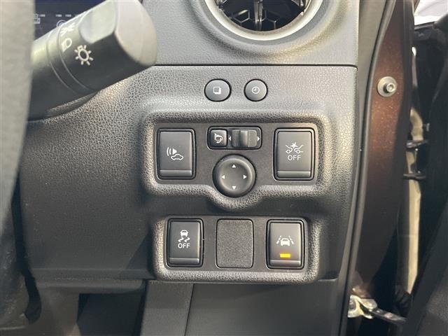 Nissan NOTE 2016 8443221-2