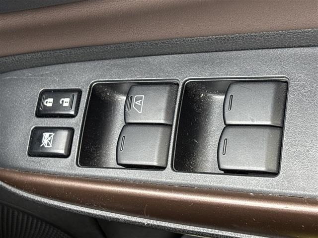 Nissan NOTE 2017 8443255-12