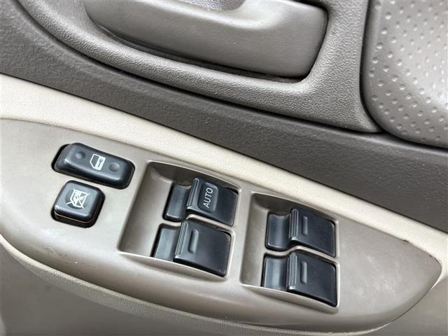 Toyota PLATZ 2005 8427948-22