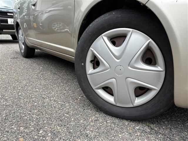Toyota PLATZ 2005 8427948-9