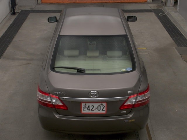 Toyota PREMIO 2011 8442751-7