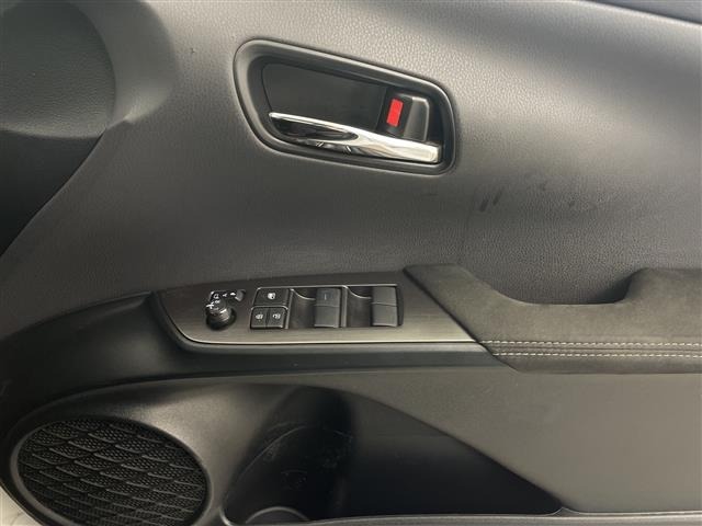 Toyota PRIUS PHV 2021 8423396-12